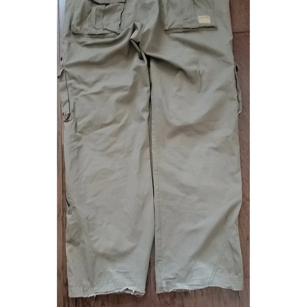 VTG Levi Sykes Men's Let There Be Cargos Pockets Chino Pants Sz 36x33 See Desc - Picture 10 of 10